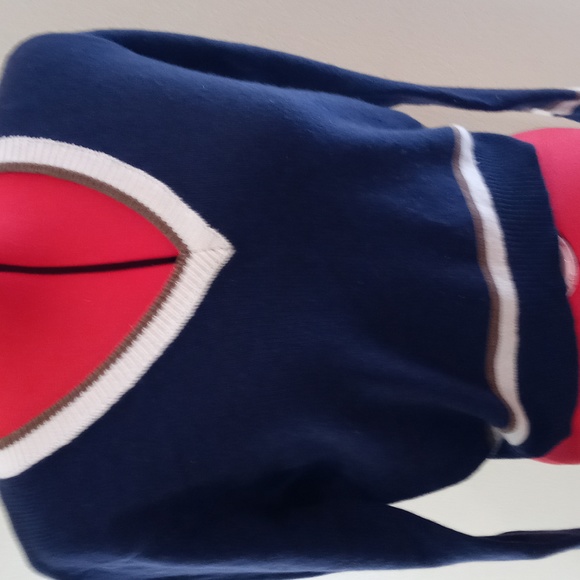 Brandy💗Melville V- Neck Sweater O/S - Picture 1 of 5